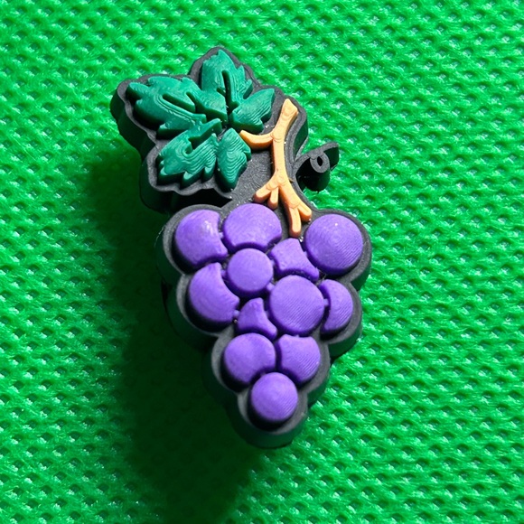 CROCS Accessories - 🌼 (5/$10 or 10/$15) NEW “I love Gardening” Croc Charm Collection grapes